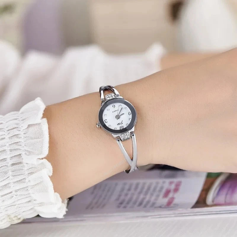 montre à quartz décontractée femmes maille en acier inoxydable Relogio Feminino