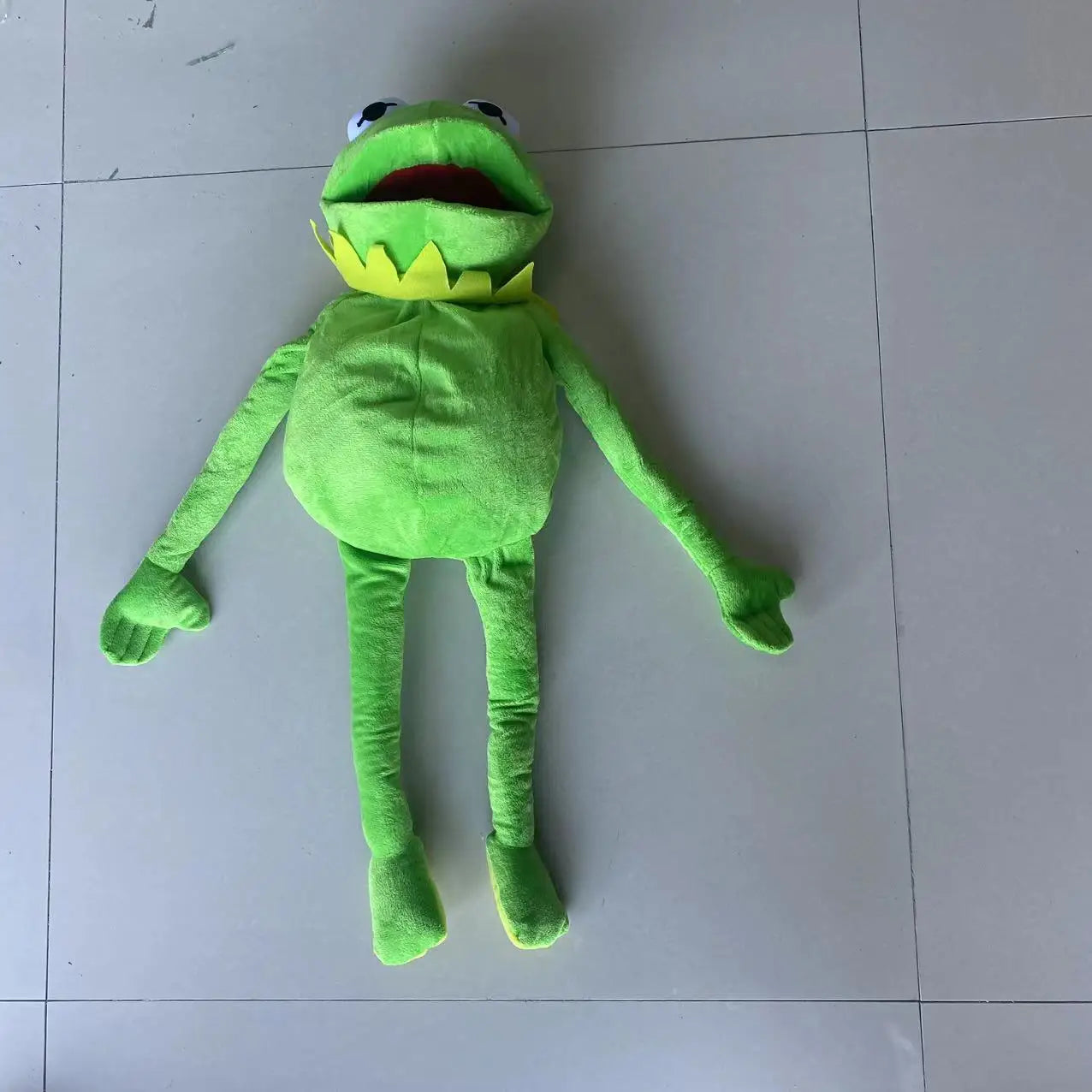 Kermit la grenouille drôle en peluche poupée marionnette à main cartable grenouille Animal en peluche grande poupée Ventriloquist Performance accessoires pour bébé