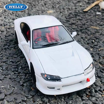 Welly 1/24 Nissan Silvia S15 modèle de voiture de sport en alliage moulé sous pression modèle de voiture de course en métal haute Simulation Collection jouet pour enfants cadeau