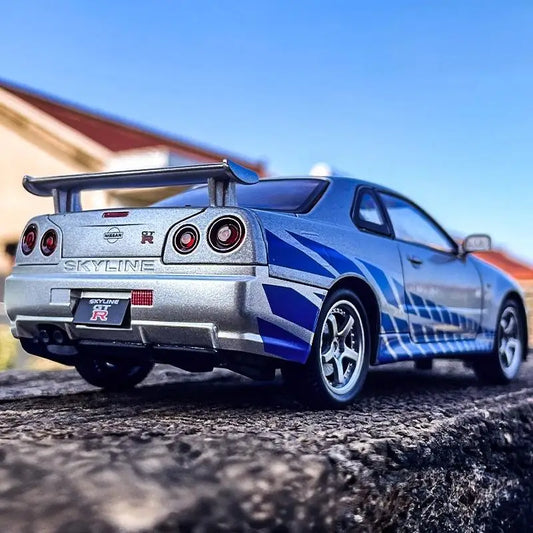1:24 GTR R34 Skylin Diecast Modèle En Métal De Voiture Son Et Lumière Tirer Supercar Sport Racing Collection Loisirs Vacances Cadeau Garçon