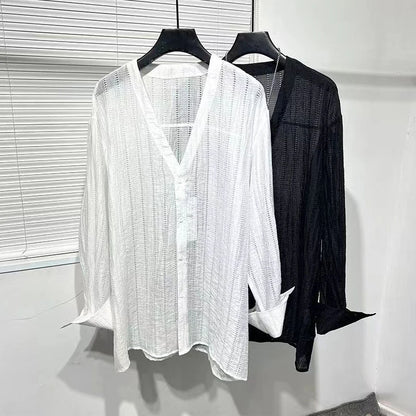 Chemise en maille transparente à col en V pour hommes, chemise à manches longues, chemise boutonnée en dentelle pure, chemises streetwear sexy, printemps, Y-2024