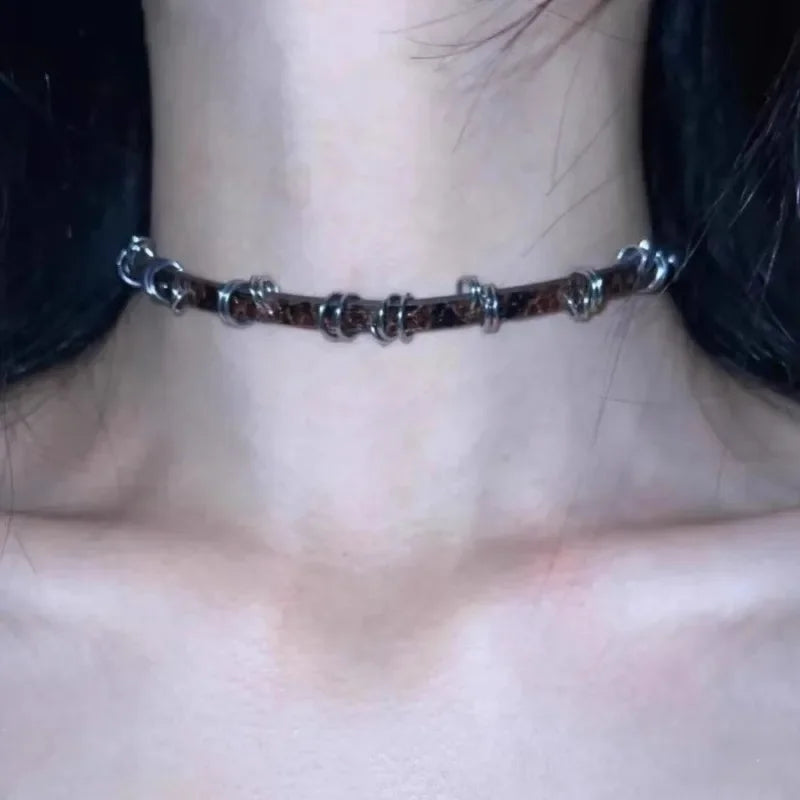 Collier en cuir à géométrie gothique pour hommes et femmes, Punk, tendance, chaîne ras du cou, bijoux Vintage,