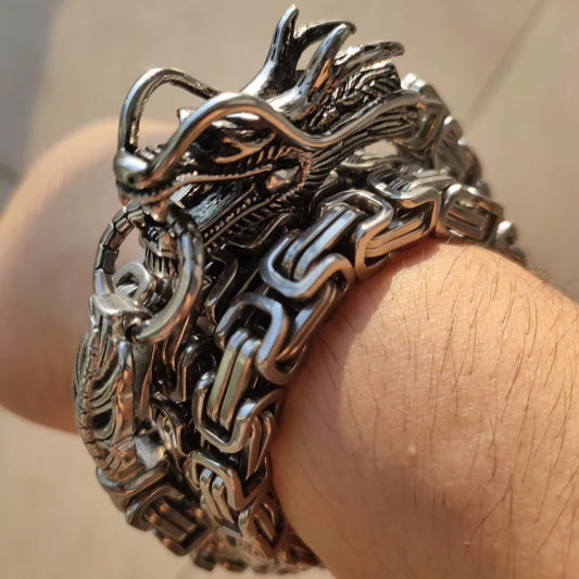 Bracelets en forme de tête de dragon pour hommes, fouet d'autodéfense, collier en acier au titane, bijoux de mode, gadgets de taille, cadeaux sympas, EDC
