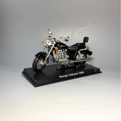 Modèle de moto en alliage moulé sous pression, échelle 1:24, Valkyrie1999, objets de collection, ornements finis, cadeau pour adultes, loisirs et jouets