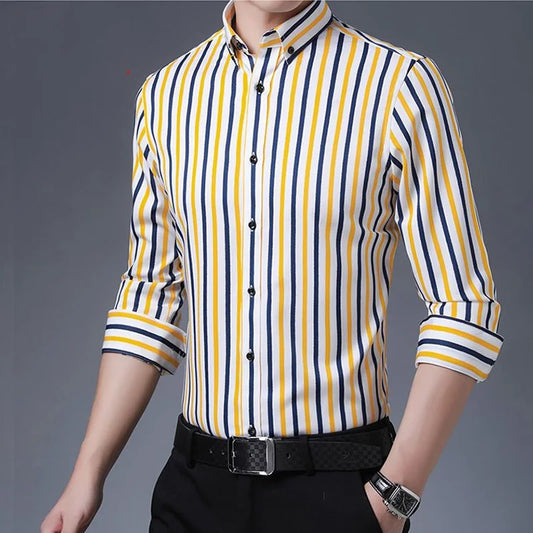 Chemise à manches longues à rayures pour hommes, coupe couvertes, col rabattu, affaires décontractées, tendance de la mode, édition coréenne, printemps, automne, nouveau, 2024