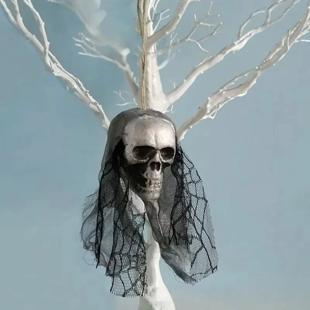 Décorations de crâne d'halloween, ornements suspendus de crâne en mousse, tête d'os de vêtements de mariée, accessoires de décoration d'horreur de maison hantée