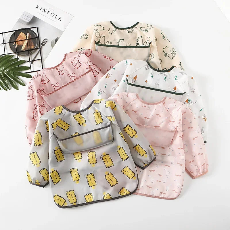 Bavoir imperméable à manches longues pour bébés, bandana coloré de dessin animé mignon, tablier de dessin pour enfants, bavoir d'auto-alimentation pour bébé