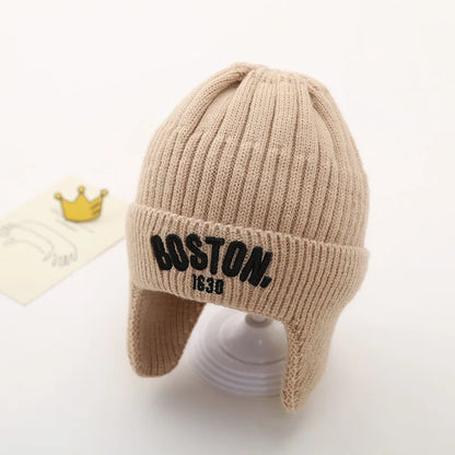 Chapeau en laine avec cache-oreilles brodé pour bébé, bonnet pour tout-petit, protection des oreilles pour enfants, lettre, document solide, chaud, hiver
