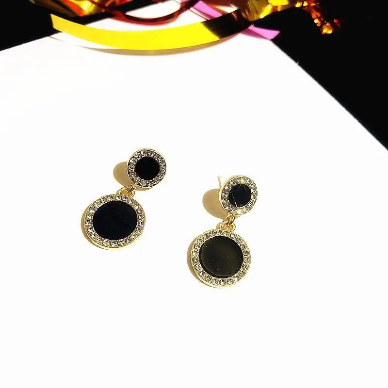Boucles d'oreilles rondes en argent S925, strass assortis avec tout, simples, goutte d'eau noire,
