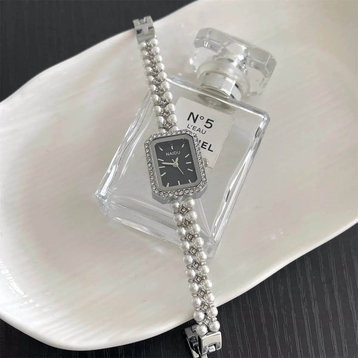 Perle de luxe cloutée Bracelet femmes montre dames cadeau Bracelet montres mode Quartz