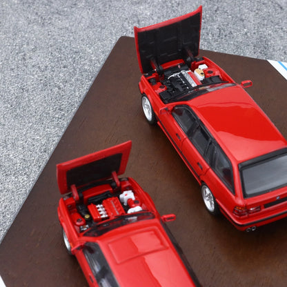 1:64, HEC exhibition limited edition M3 E30 M5 E34 dual-car set, alloy die-cast static miniature simulation car toy model.