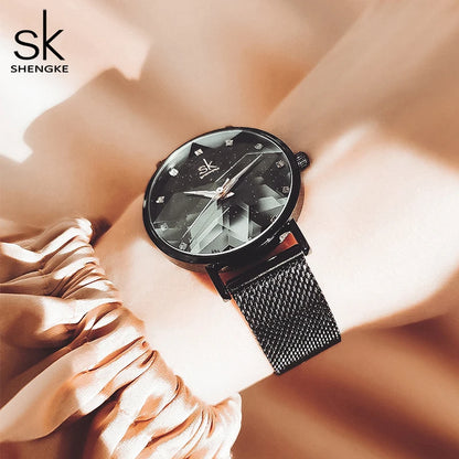 SHENGKE-Montres à cadran de coupe de fleurs romantiques pour femmes, haute qualité, bracelet en maille noire,