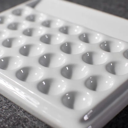 Palette de couleurs en céramique blanc pur à 28 trous, carrée et facile à nettoyer, peinture chinoise/aquarelle/palette, outil de peinture artistique pour étudiants