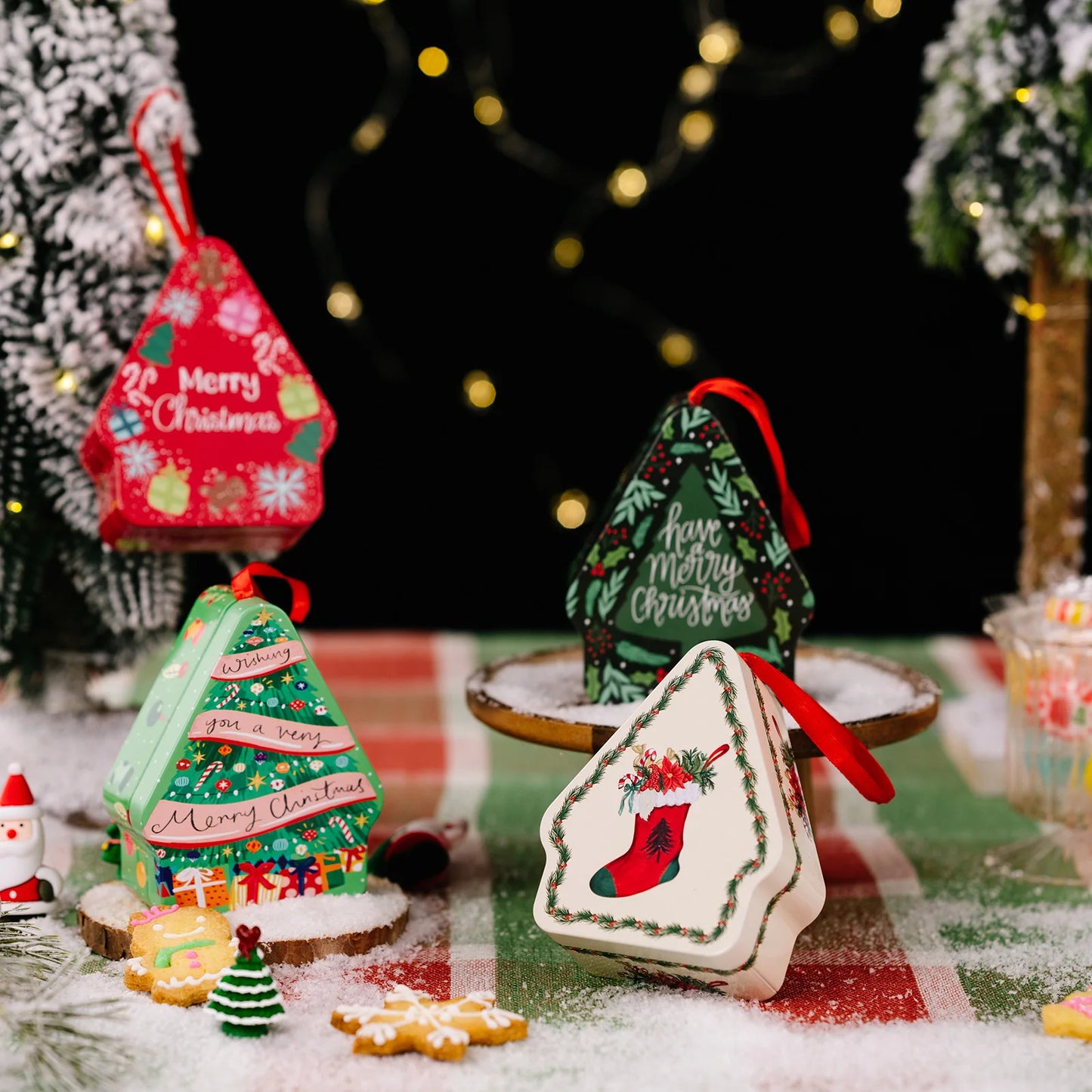 Boîte d'emballage cadeau de bonbons de noël en forme d'arbre de noël avec corde suspendue, boîte en fer blanc, décoration de fête de noël et du nouvel an