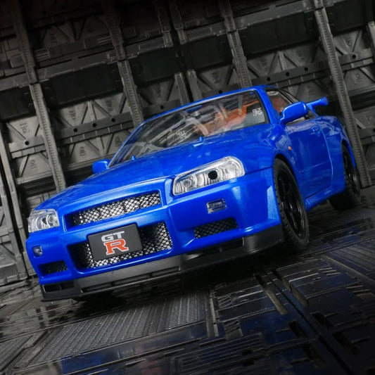 1:18 Nissan GT-R34 SKYLINE modèle de voiture en alliage Super voiture de sport acousto-optique direction rétractable porte jouet pour enfants peut être ouverte