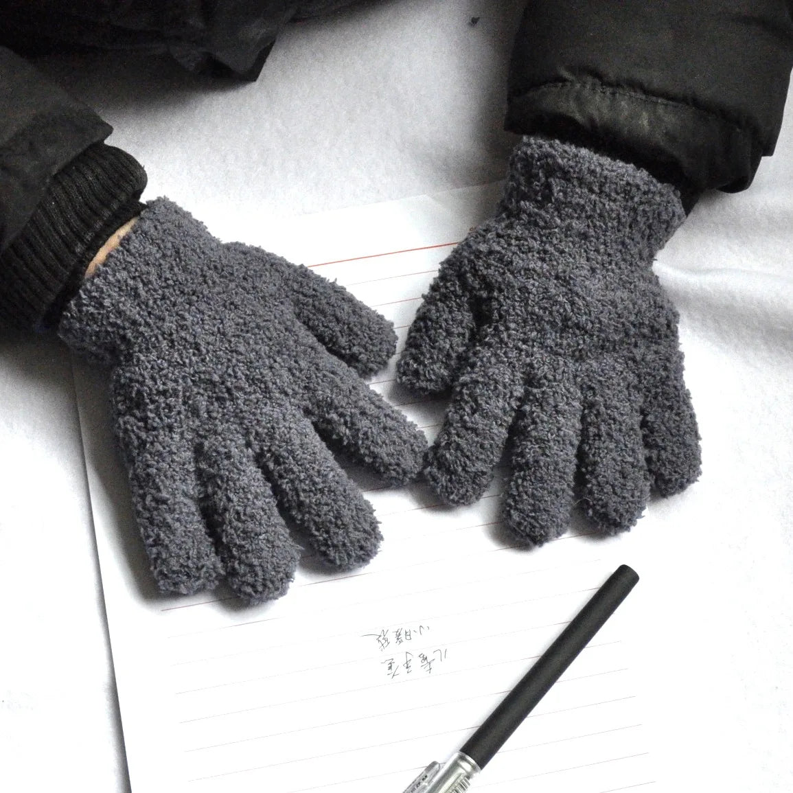 Gants d'hiver en fourrure pour enfants, mitaines à doigts complets, gants doux, garder au chaud, sourire, épais, bébé, enfants de 3 à 6 ans