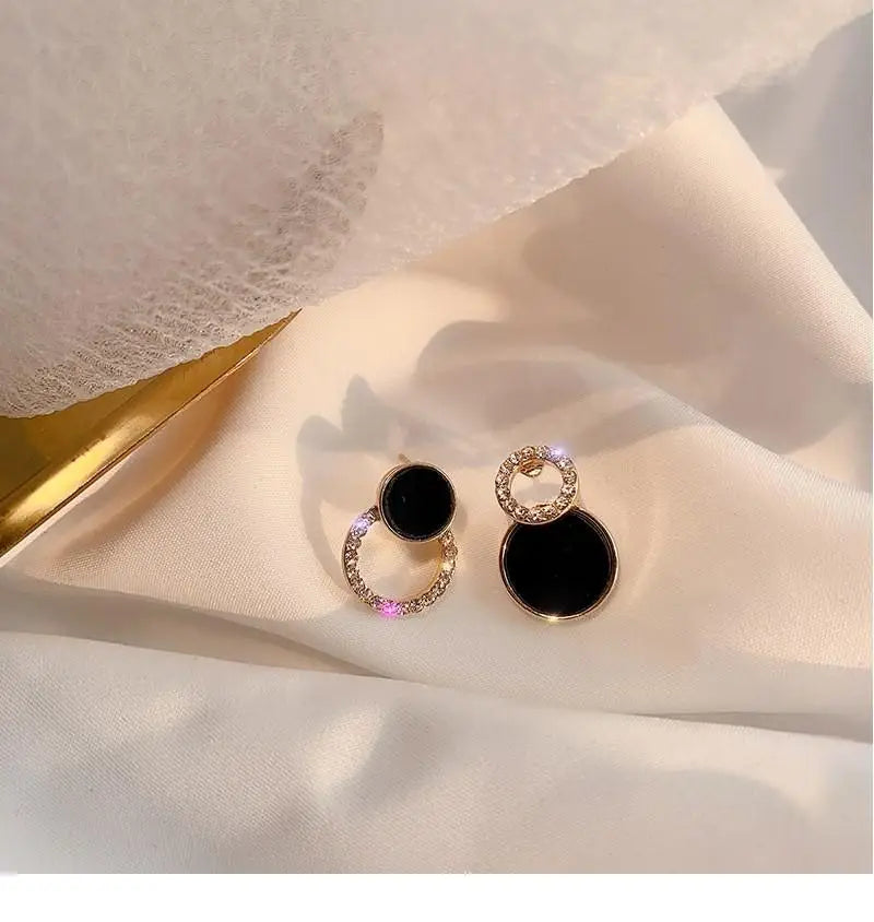 Boucles d'oreilles rondes en argent S925, strass assortis avec tout, simples, goutte d'eau noire,
