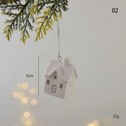 Pendentif de maison en céramique évidée, maison de neige, breloques d'arbre de Noël, décoration de bonne année, cadeaux